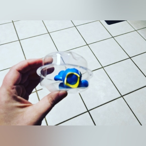 2024 PhatMojo Official Rainbow Friends Mini Figures Series 2 Blue - Picture 5 of 8